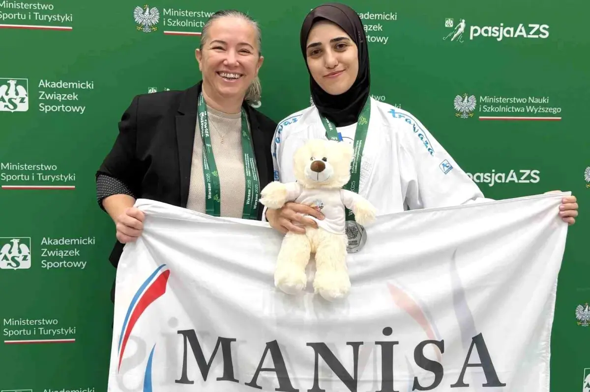 beyza nur akgul avrupa ikincisi 6niwteDO