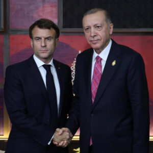 macronla gorusen erdogan rusya ile ukrayna arasindaki baris cabalarina her turlu katkiyi vermeye devam edecegiz 4AVFryaN