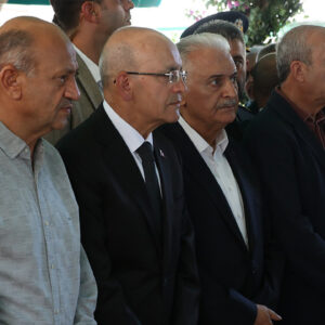 simsekin aci gunu taziyeleri kabul etti TB2zvEry