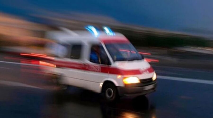 devrilen kamyonetteki dinamitlerin patlatilmasi sirasinda 10 kisi yaralandi BTDzOWgX