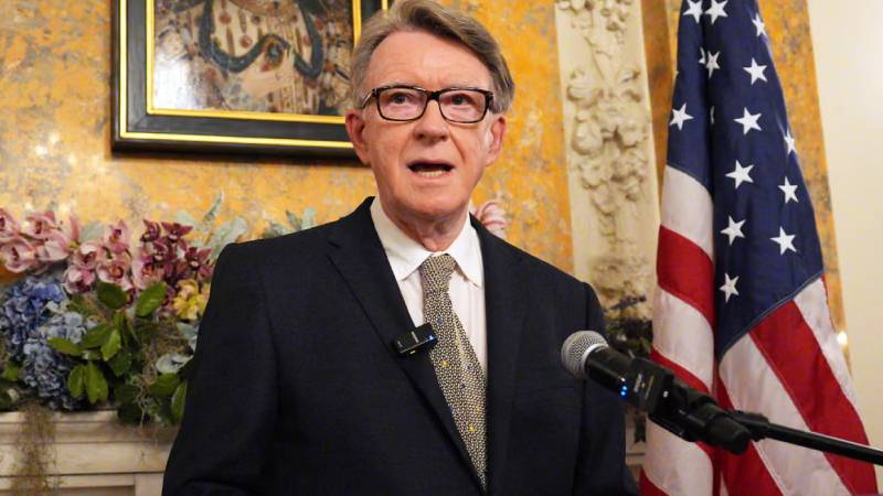 epstein belgeleri basini yakti britanyanin washington buyukelcisi mandelson gorevden alindi fXvJFMzy