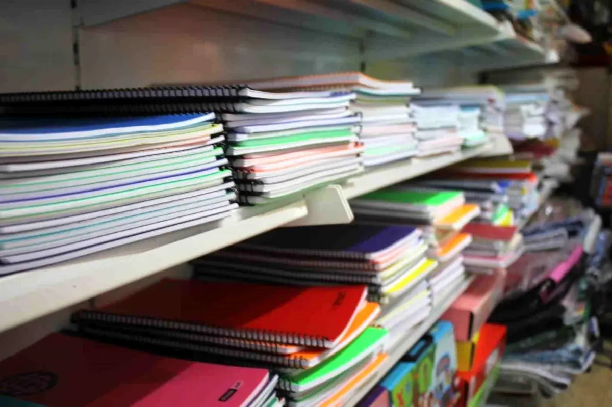 erzincanda okul alisverisi yogunlasti FWrOEfpM