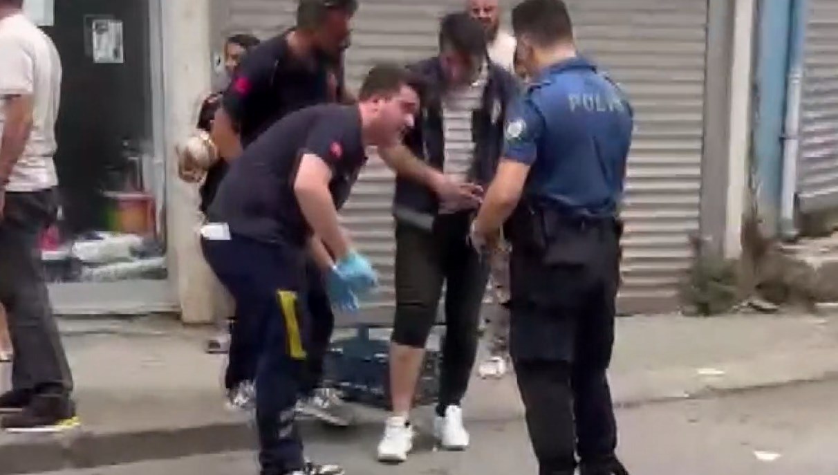 kavga ihbarina giden polislerden birini kopek digerini ise sahibi isirdi BmG5Dhvw