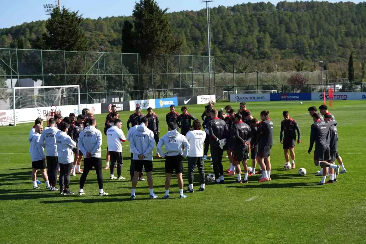 a milli futbol takimi gurcistan maci hazirliklarini tamamladi nnTXrxF4.jpg