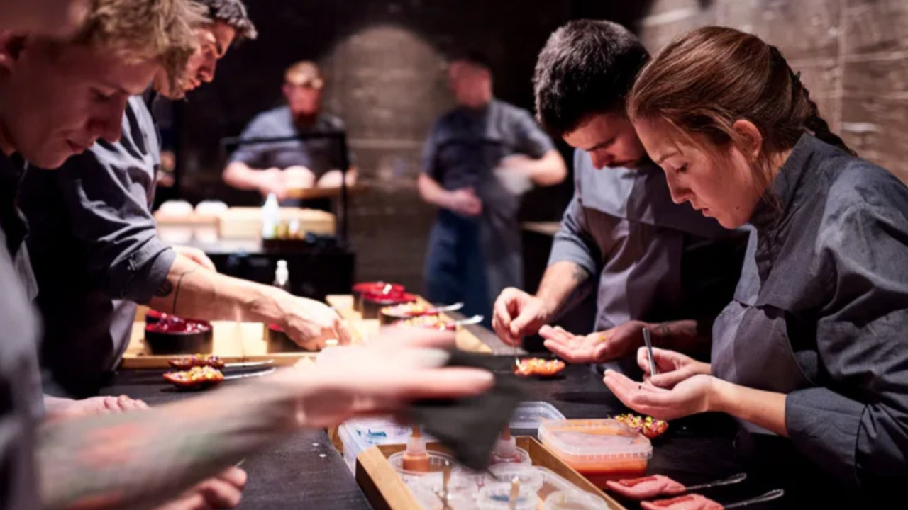 michelin yildizli restoran karinca yogurdu ile gundeme oturdu Baygz7er