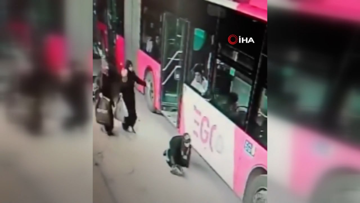 ankarada yolcu inmeden hareket eden sofor yolcuyu dusurdu ck3aazby.jpg