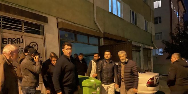 garajda otomobilin icinde olu bulundu ATa9I33J.jpg