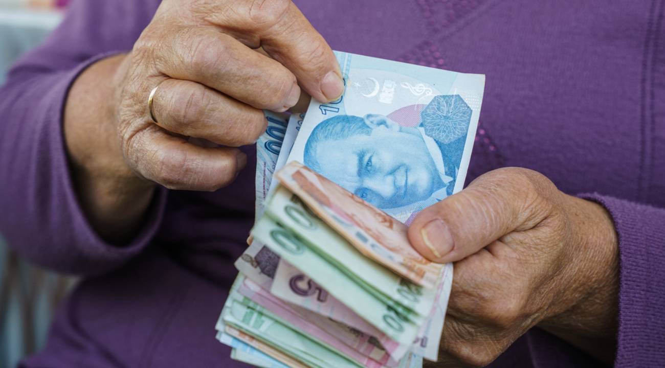 Emekli bayram ikramiyesi 2026 yılında ne kadar olacak? İşte olası zam senaryoları…