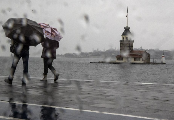 gunesin-sevinci-kisa-surdu-akom-istanbul-icin-saat-verdi-ausFwMLX