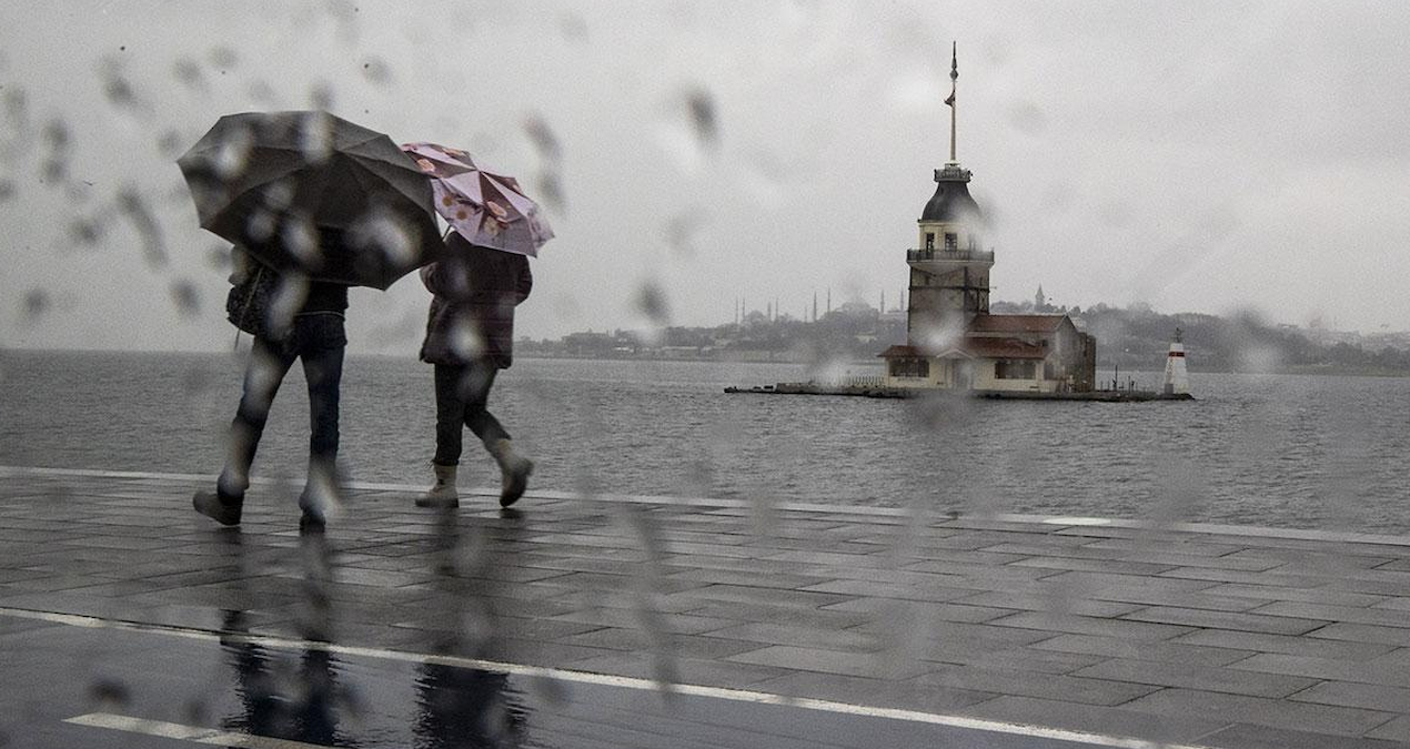 gunesin-sevinci-kisa-surdu-akom-istanbul-icin-saat-verdi-ausFwMLX