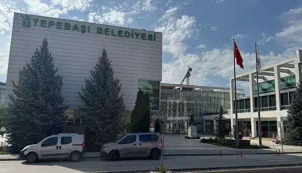 son-dakika-eskisehir-tepebasi-belediyesine-operasyon-gozaltilar-var-tc2ti8rc